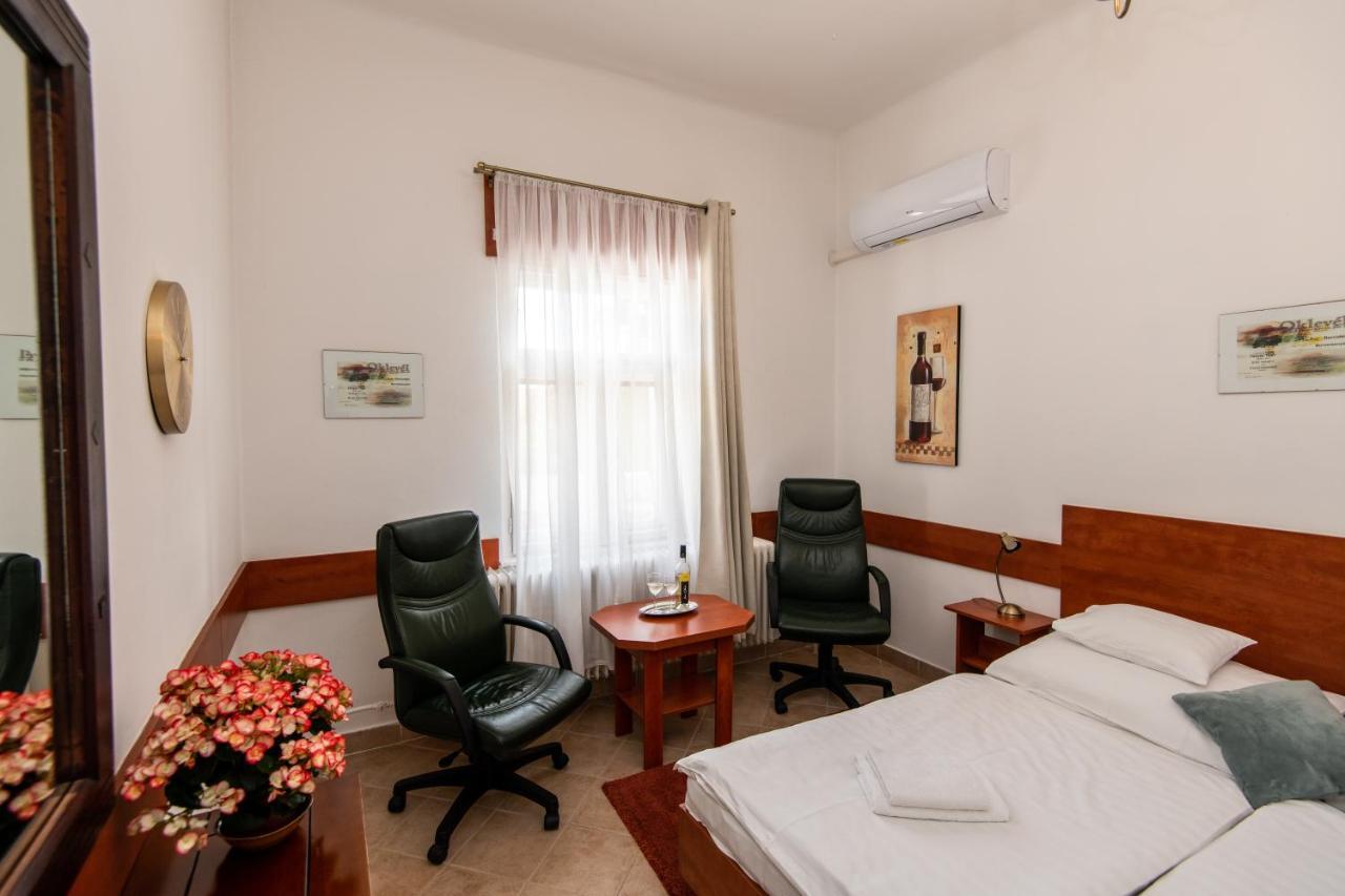 Bed and Breakfast Fenyes Vinorium Шопрон Екстер'єр фото