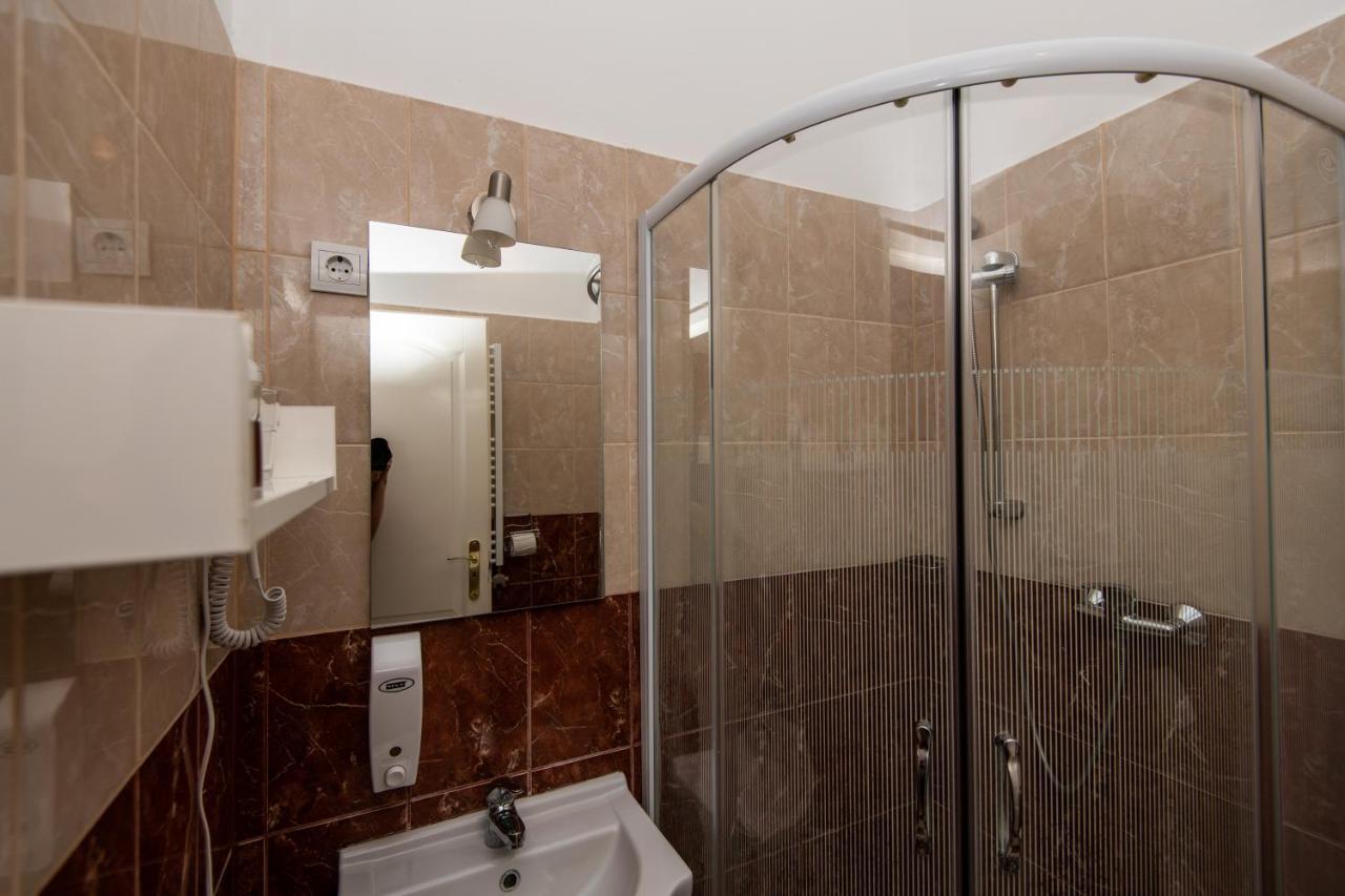 Bed and Breakfast Fenyes Vinorium Шопрон Екстер'єр фото