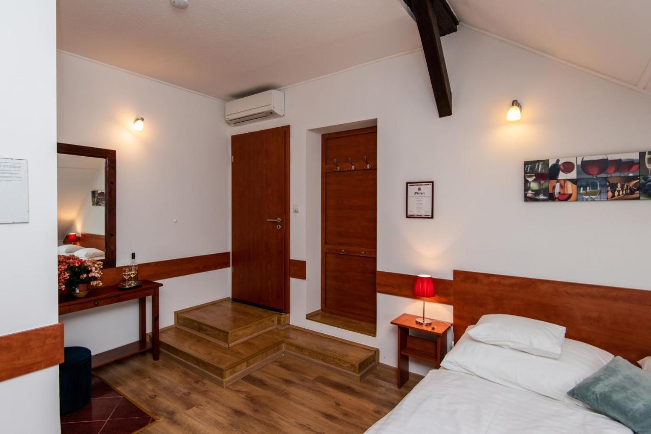 Bed and Breakfast Fenyes Vinorium Шопрон Екстер'єр фото