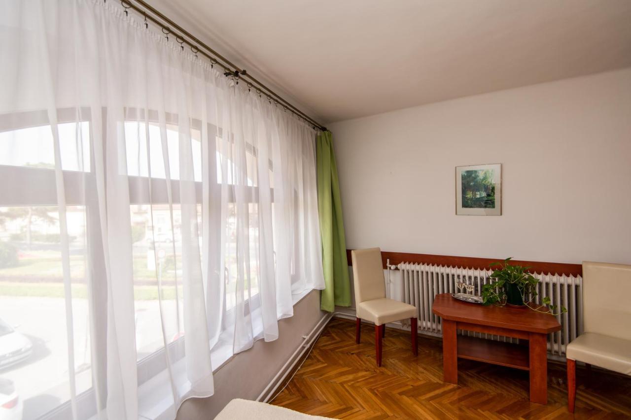 Bed and Breakfast Fenyes Vinorium Шопрон Екстер'єр фото