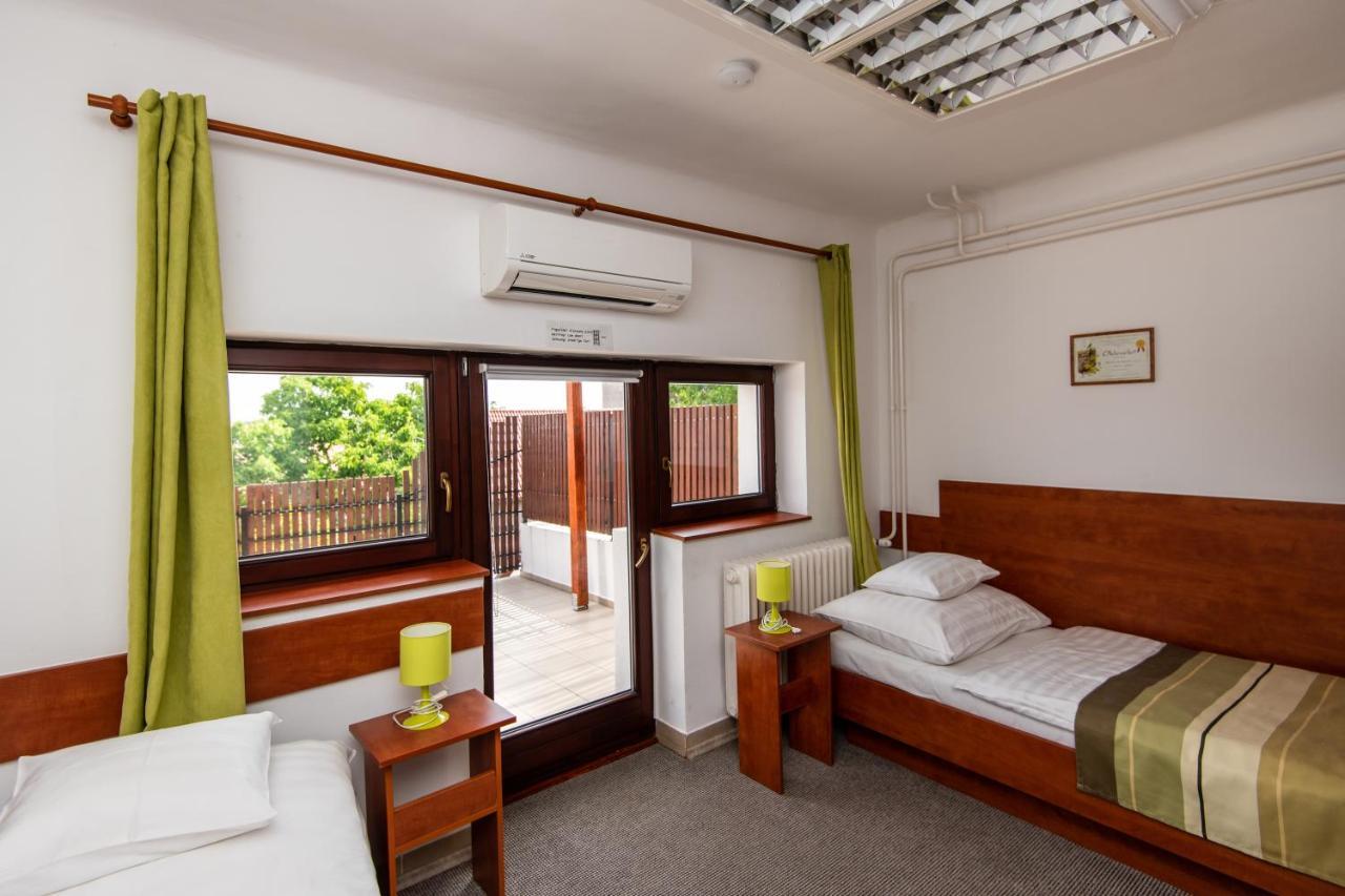 Bed and Breakfast Fenyes Vinorium Шопрон Екстер'єр фото